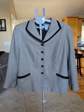 Vintage Pendleton sz 18W black/white houndstooth black trim silk blend blazer